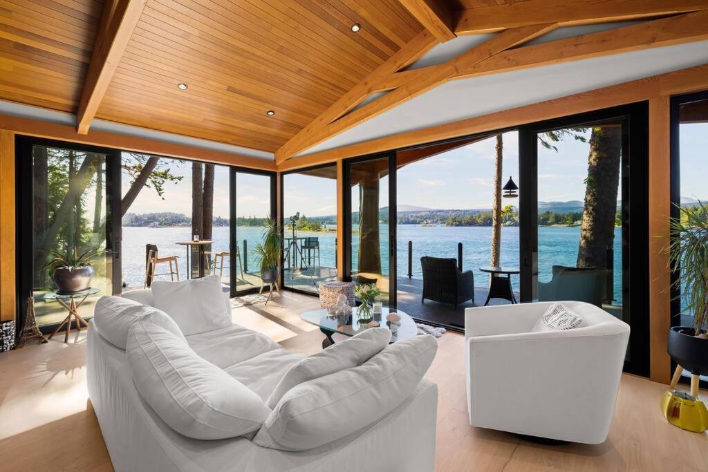 Kingfisher Manor Villa Sooke Exterior foto