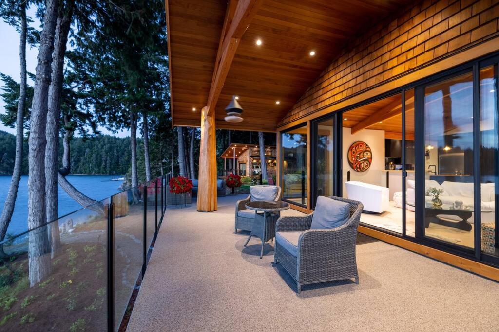 Kingfisher Manor Villa Sooke Exterior foto