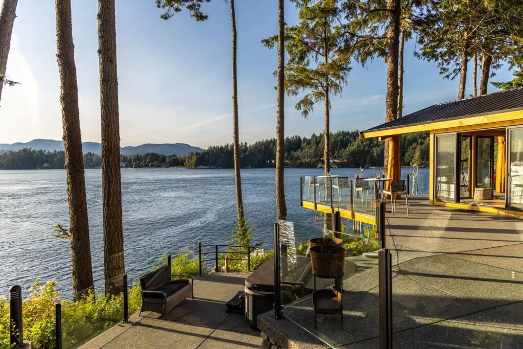 Kingfisher Manor Villa Sooke Exterior foto