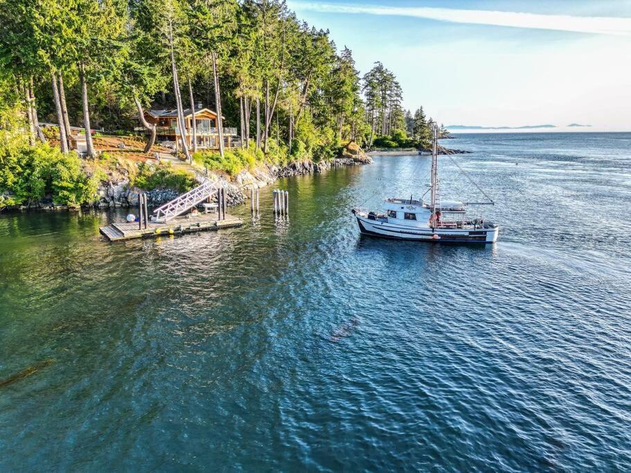 Kingfisher Manor Villa Sooke Exterior foto